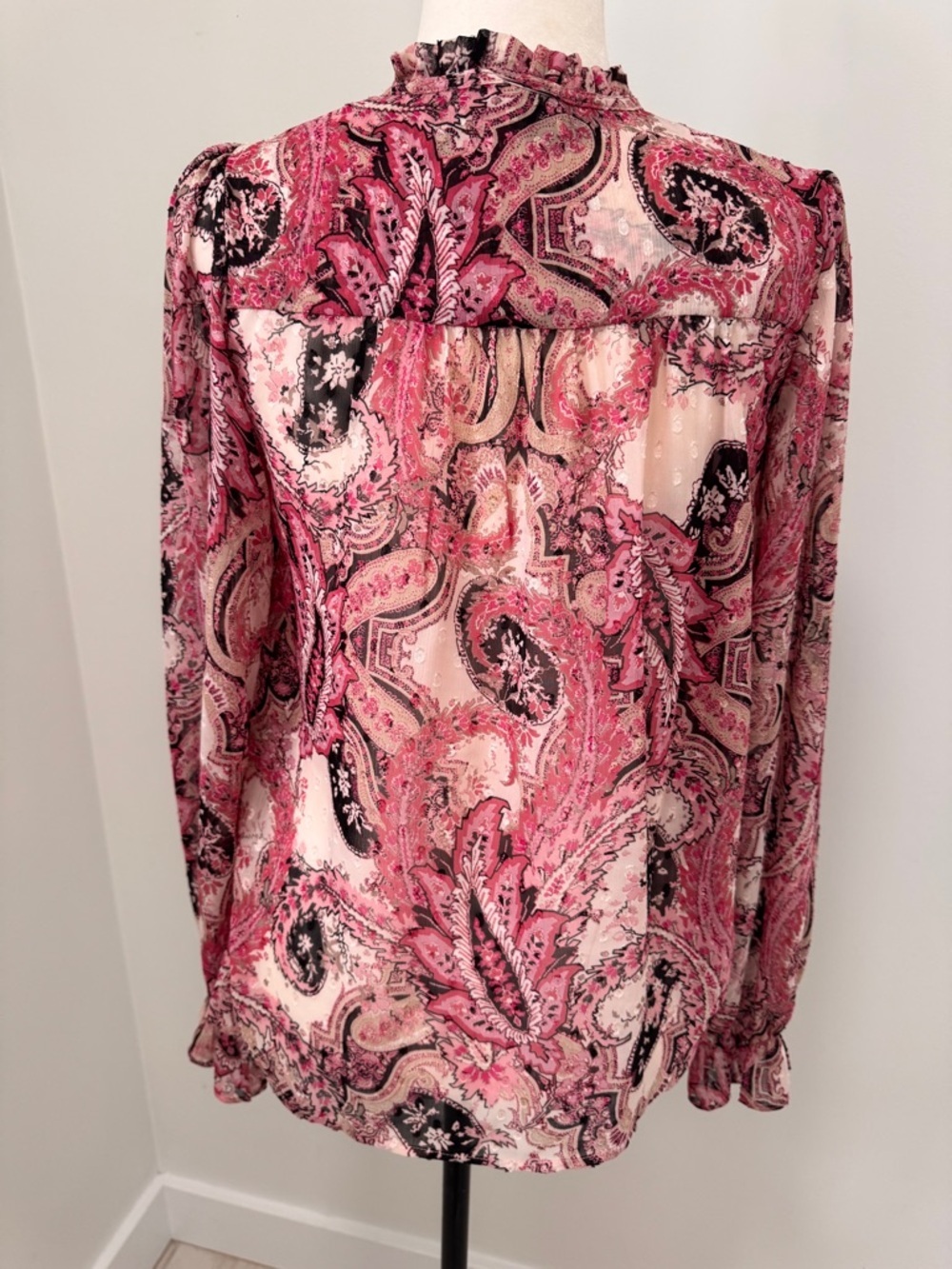 Pink Paisley Sheer Flowy Blouse Tie-Neck Long Sleeve Ruffle Trim Sz S - Picture 8 of 15